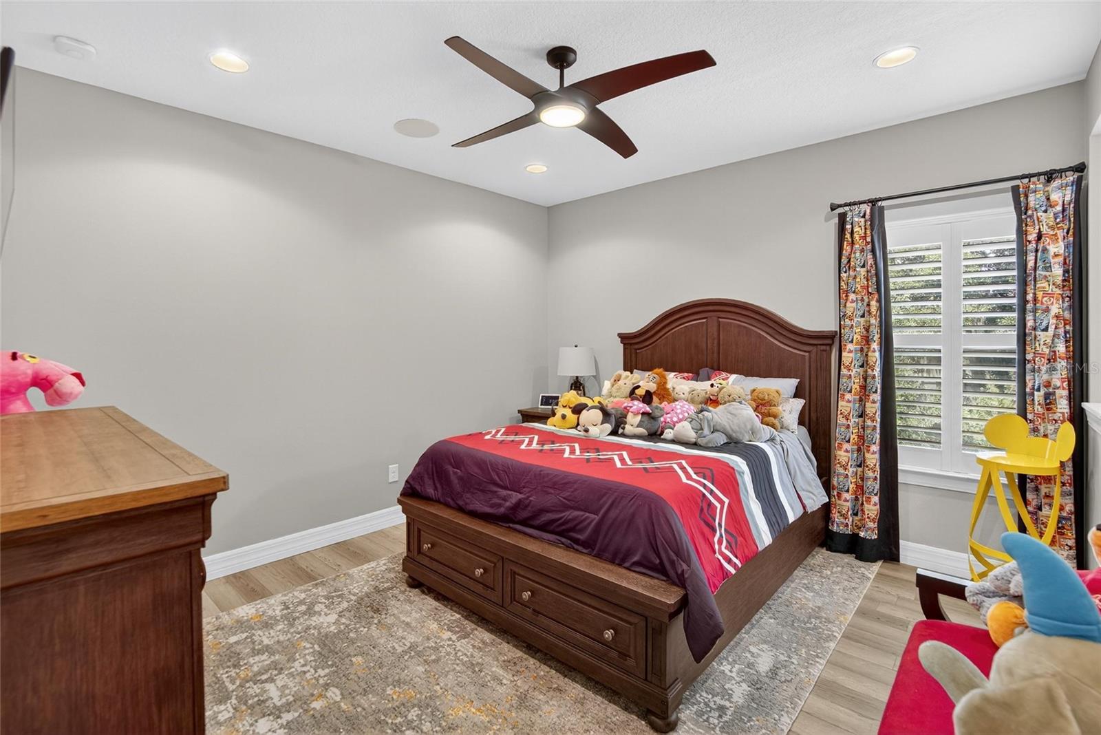 Image 38 of 70 For 10313 Scarlet Chase Drive