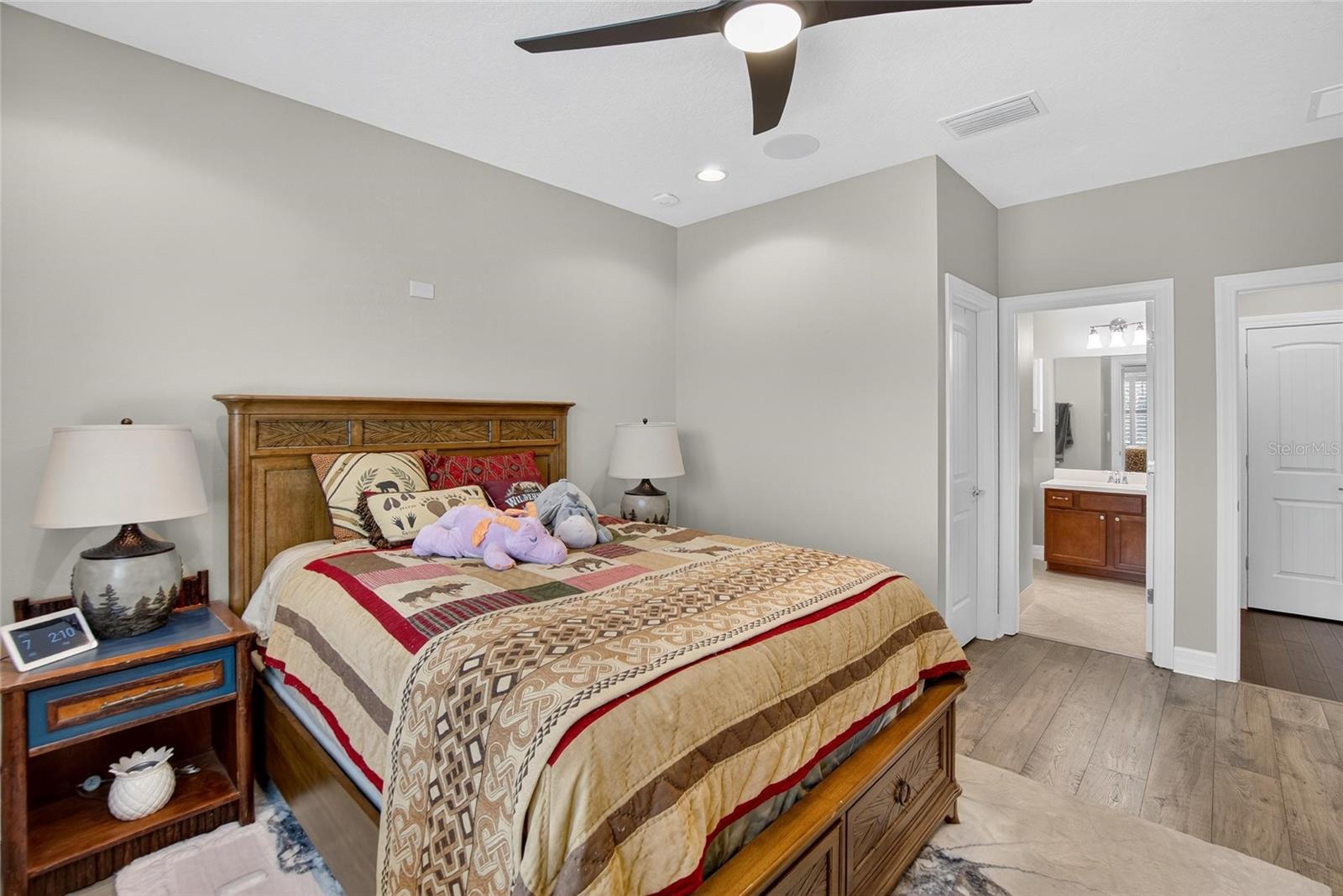 Image 39 of 70 For 10313 Scarlet Chase Drive