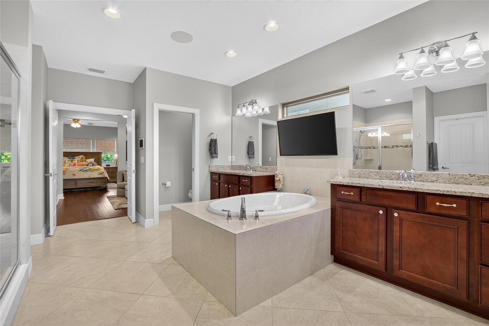 Image 44 of 70 For 10313 Scarlet Chase Drive