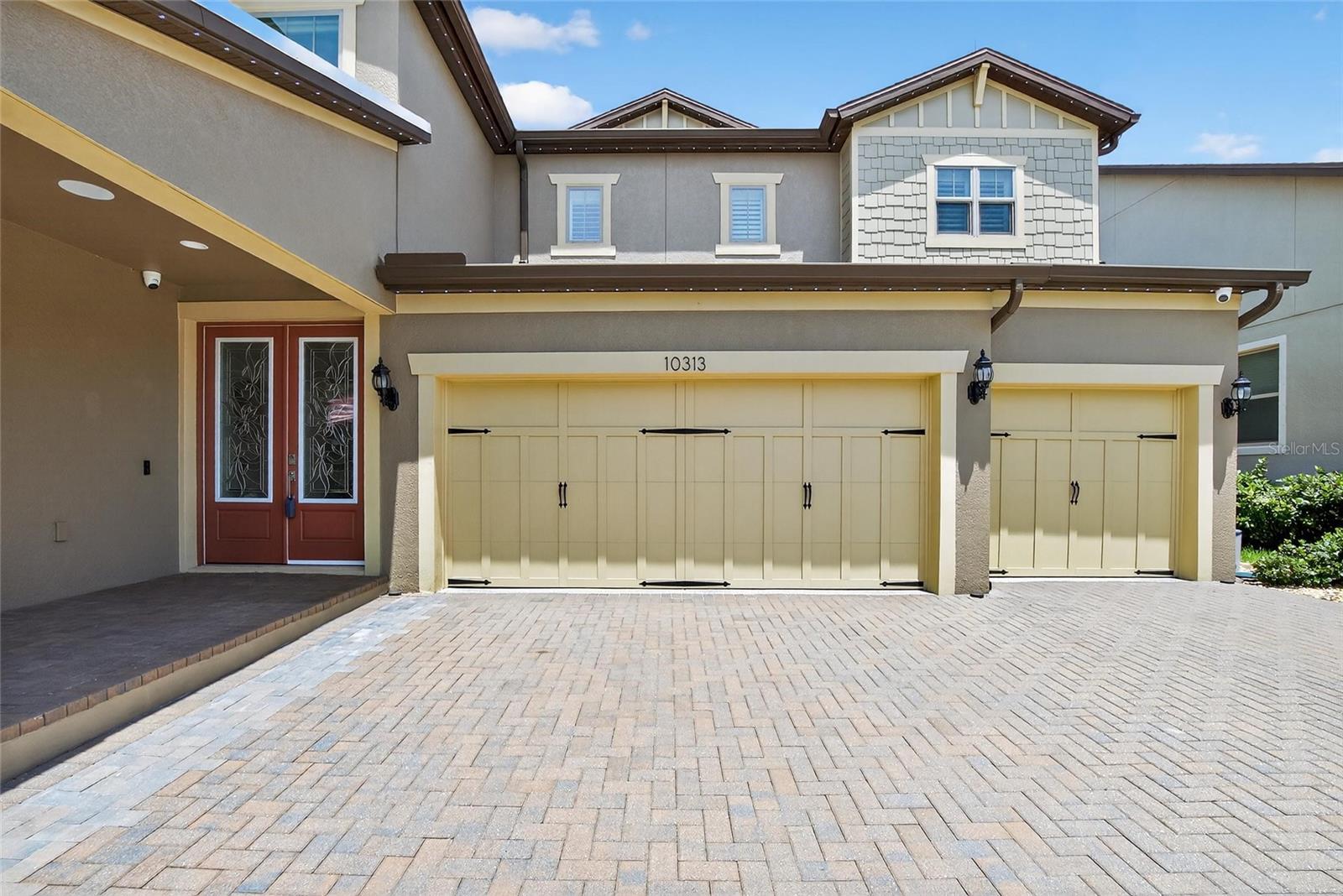 Image 5 of 70 For 10313 Scarlet Chase Drive