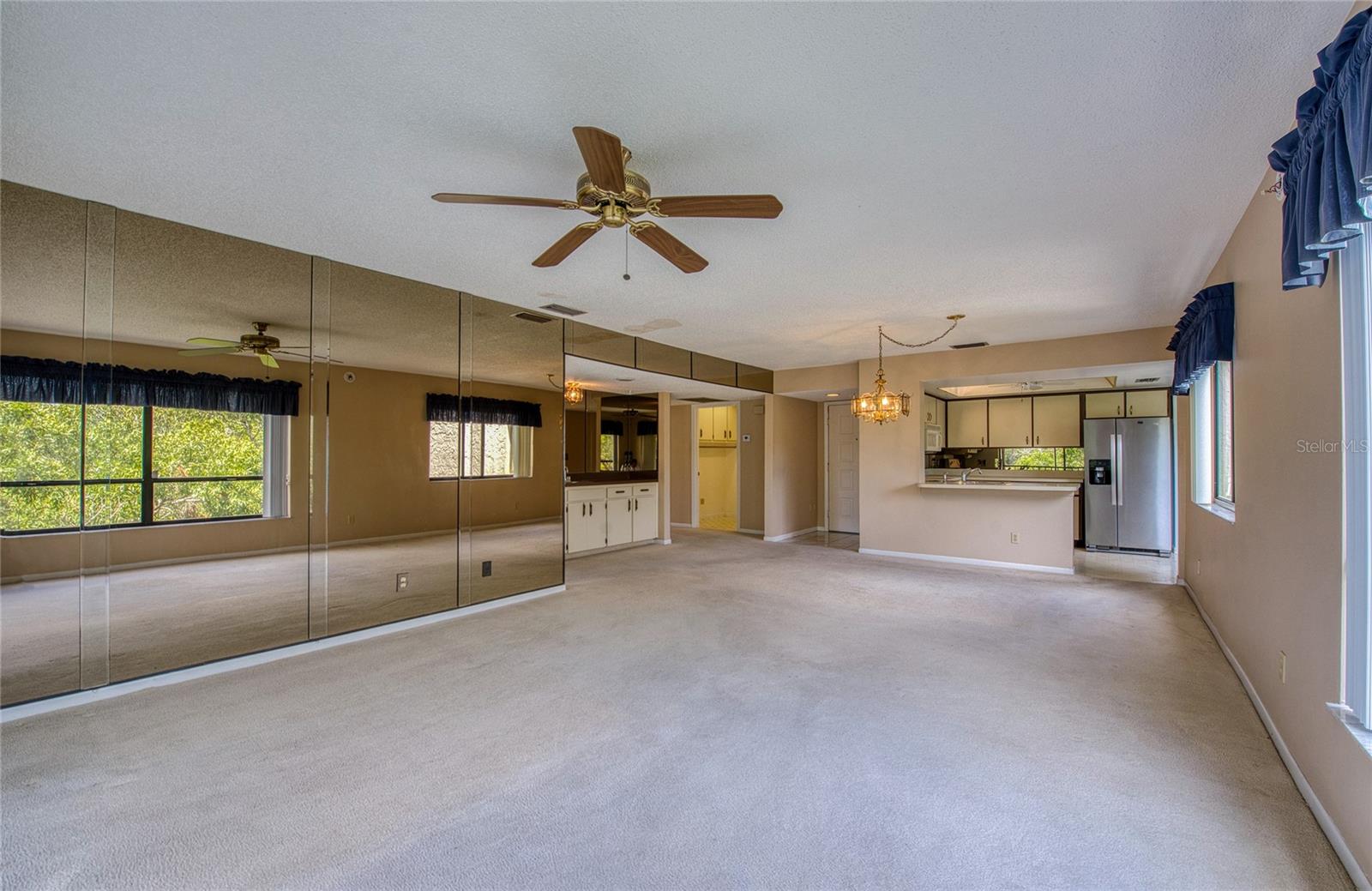 Image 24 of 63 For 700 Starkey Road 1145