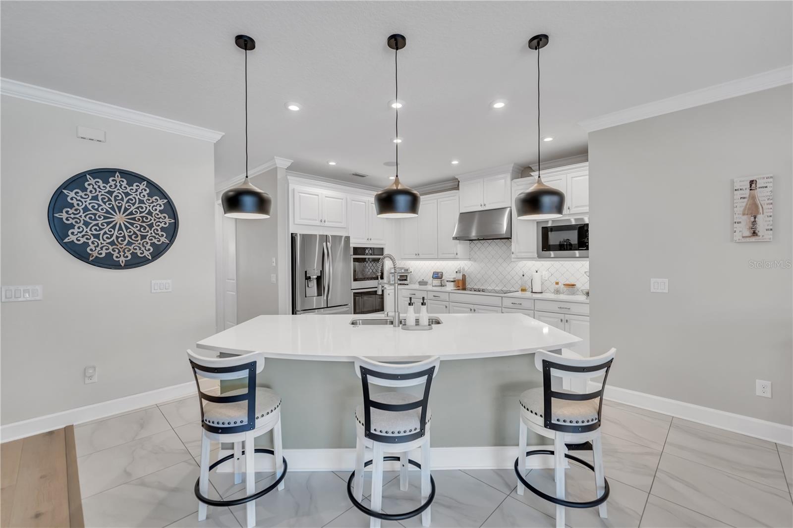 Listing photo id 25 for 6989 Bradbury Circle