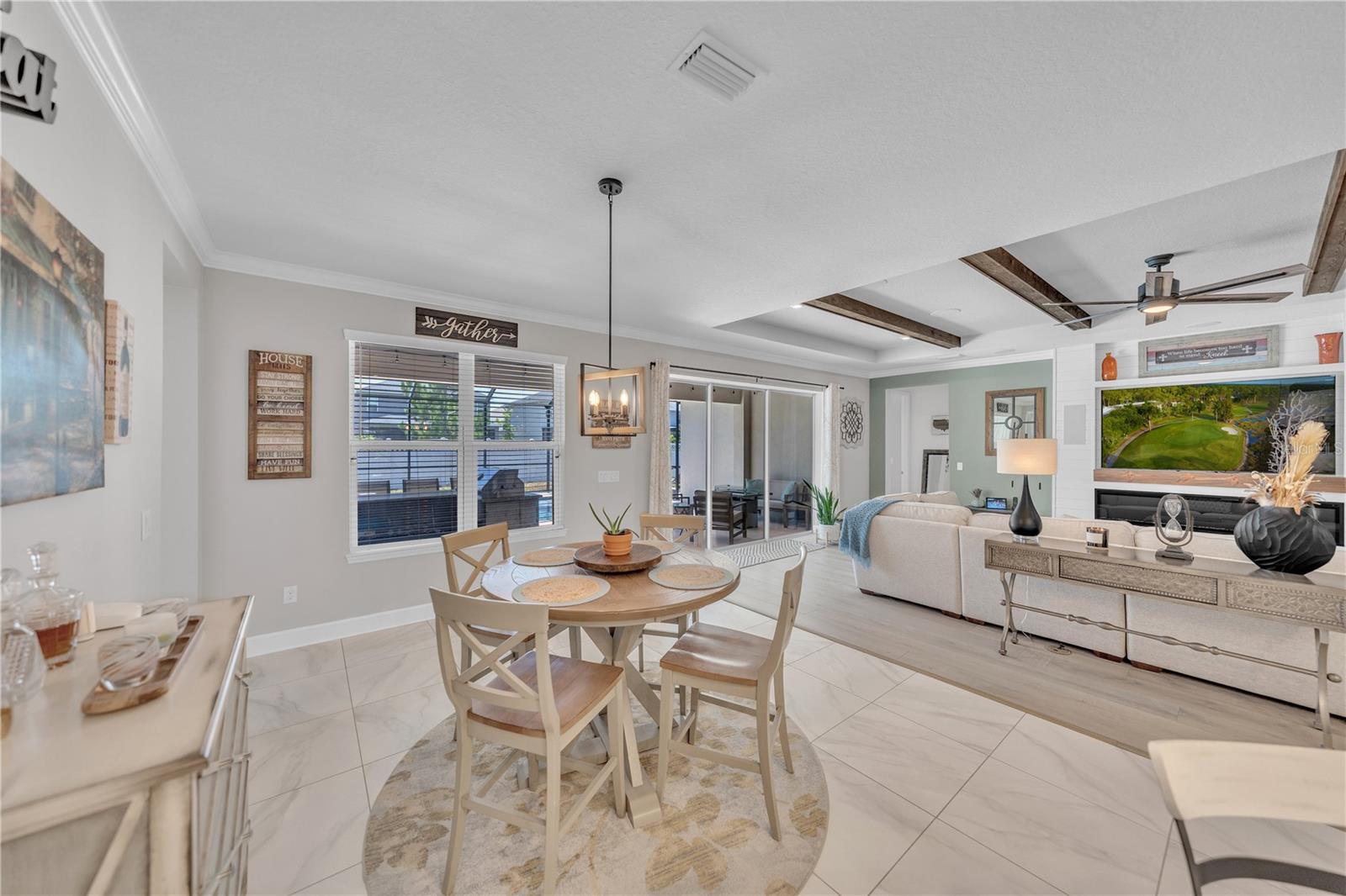Listing photo id 30 for 6989 Bradbury Circle