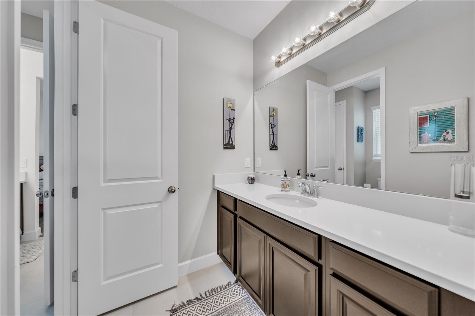 Listing photo id 56 for 6989 Bradbury Circle