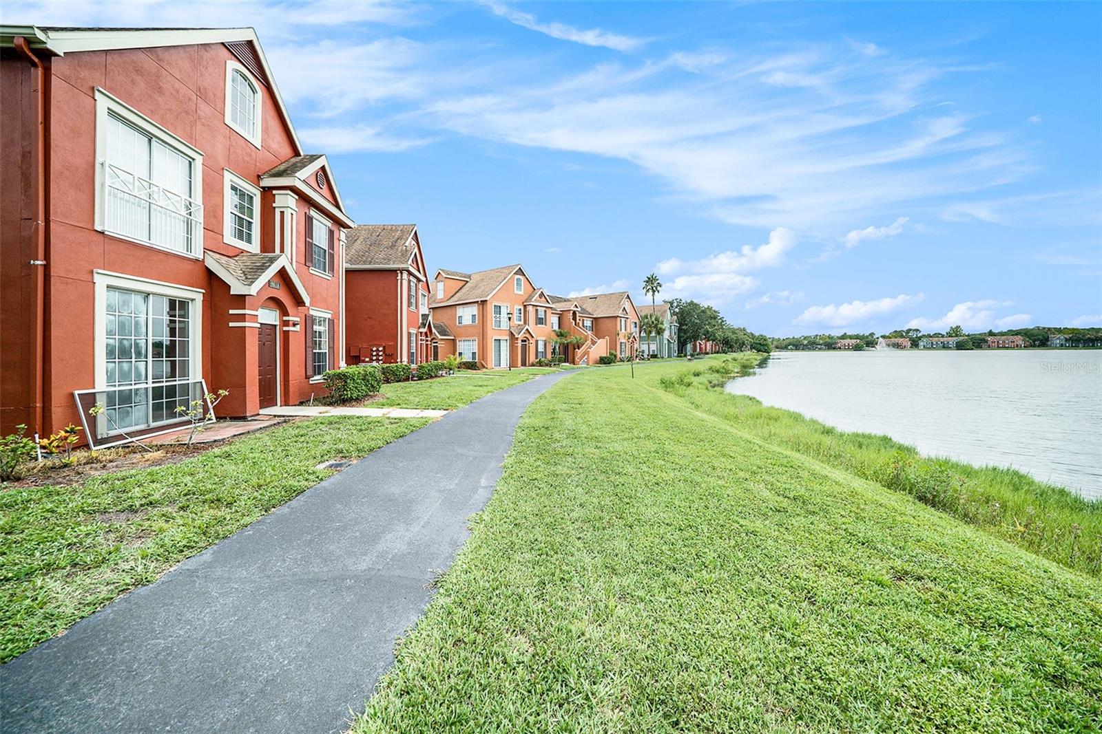 Image 2 of 18 For 9812 Lake Chase Island Way