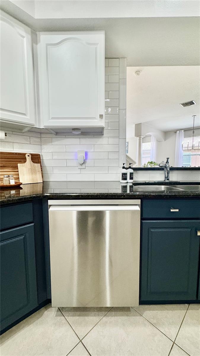 Image 15 of 82 For 27312 Edenfield Drive