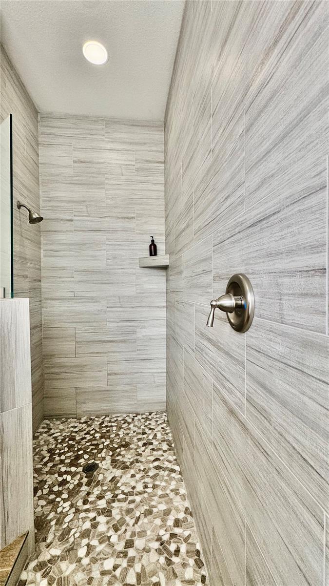 Image 32 of 82 For 27312 Edenfield Drive