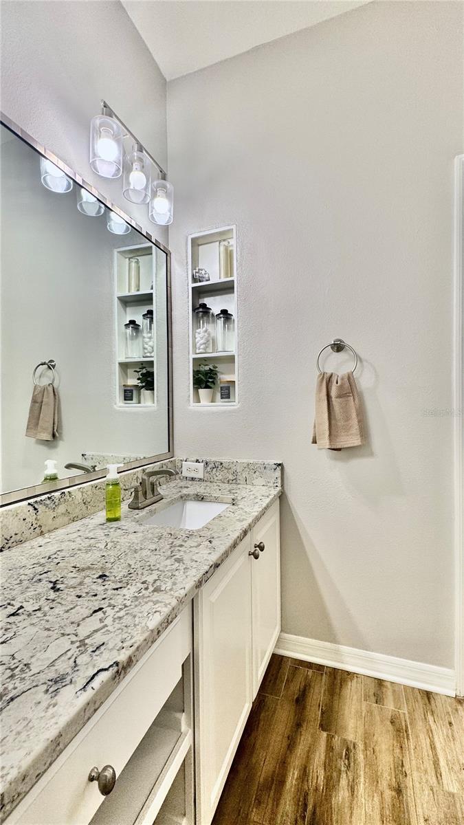 Image 33 of 82 For 27312 Edenfield Drive