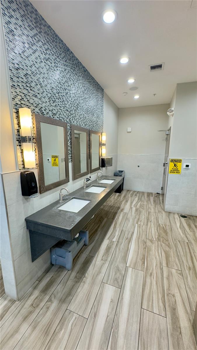 Image 75 of 82 For 27312 Edenfield Drive