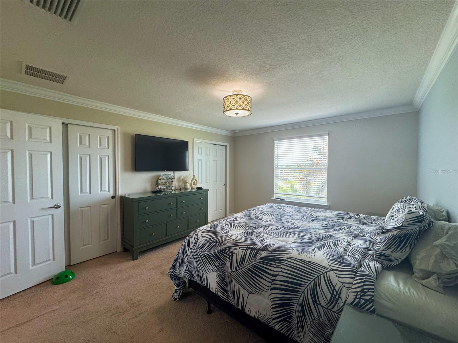 Image 13 of 24 For 9245 Hillcroft Drive