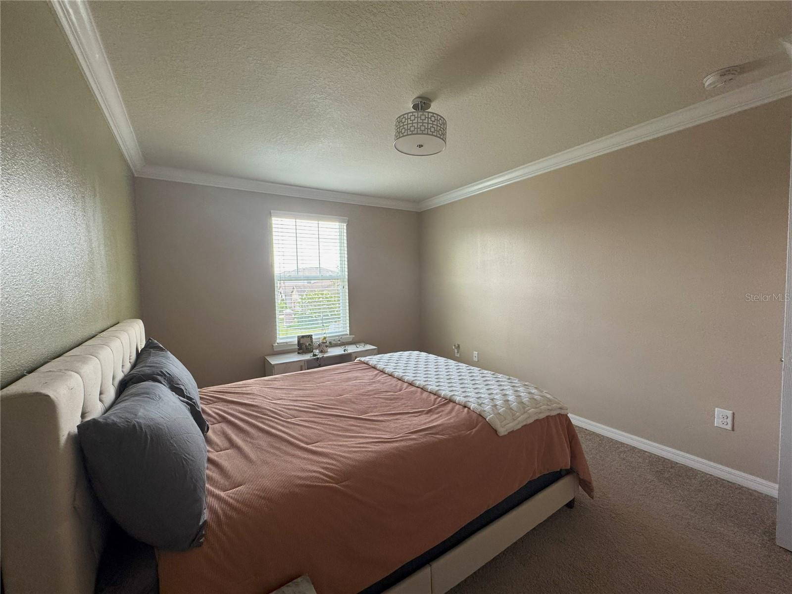 Image 21 of 24 For 9245 Hillcroft Drive