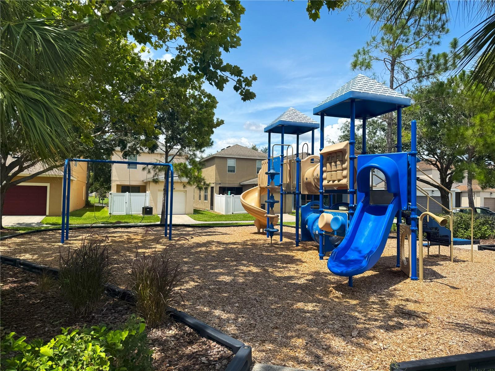 Image 23 of 24 For 9245 Hillcroft Drive