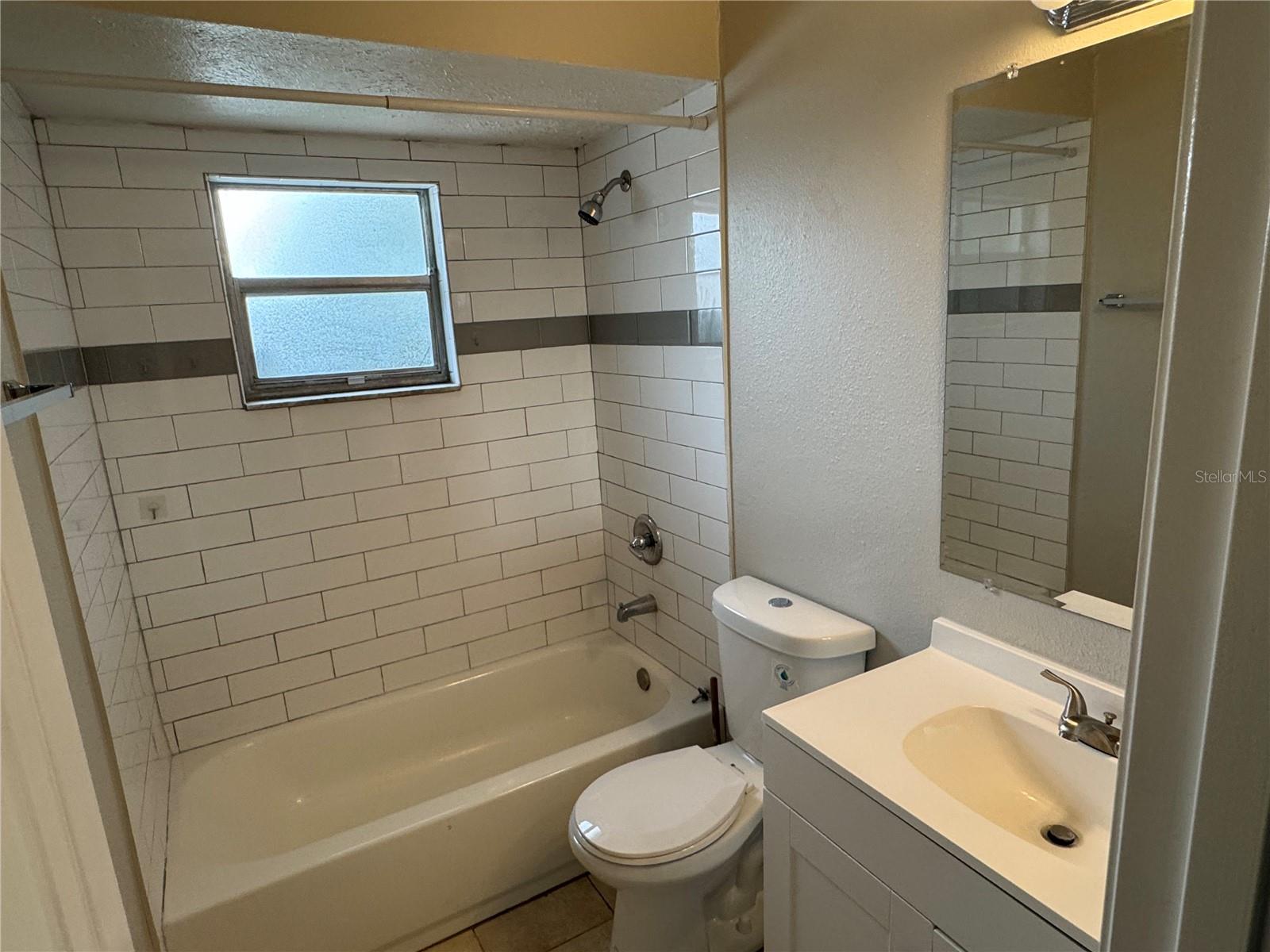 Image 12 of 24 For 5644 Silver Spur Drive