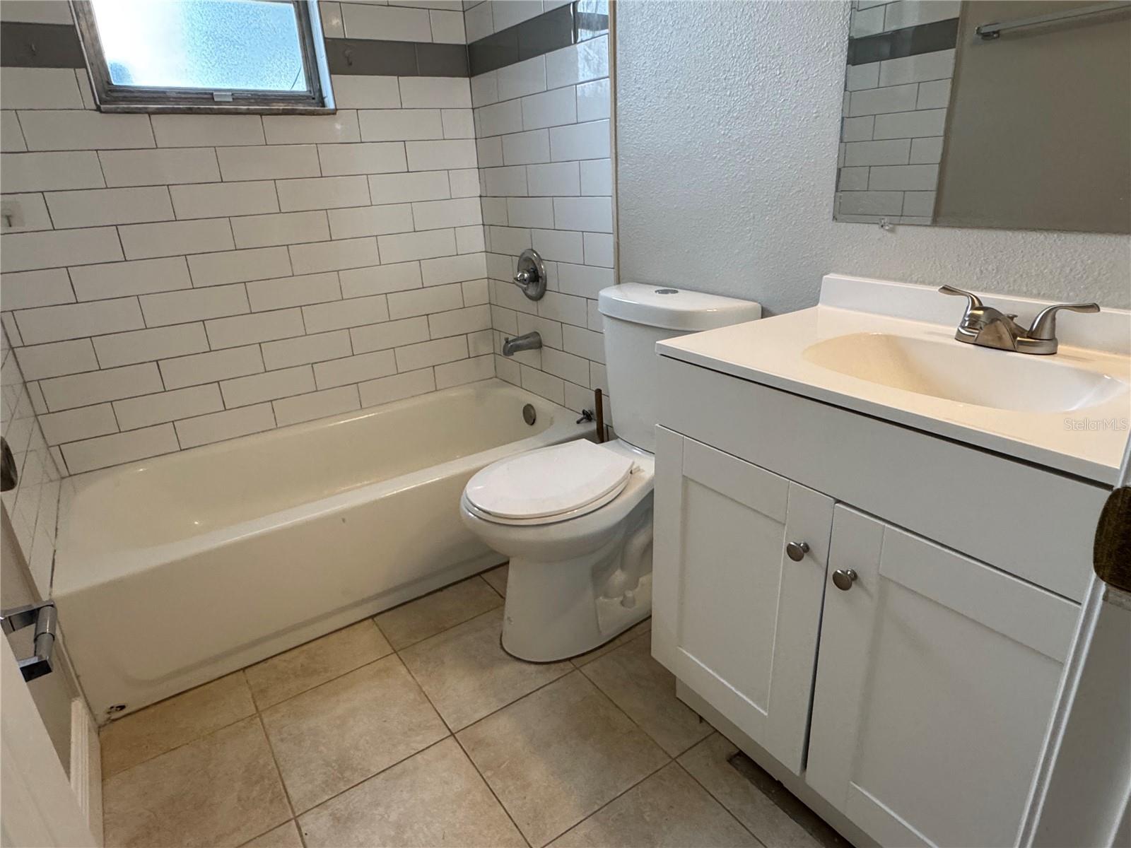 Image 13 of 24 For 5644 Silver Spur Drive