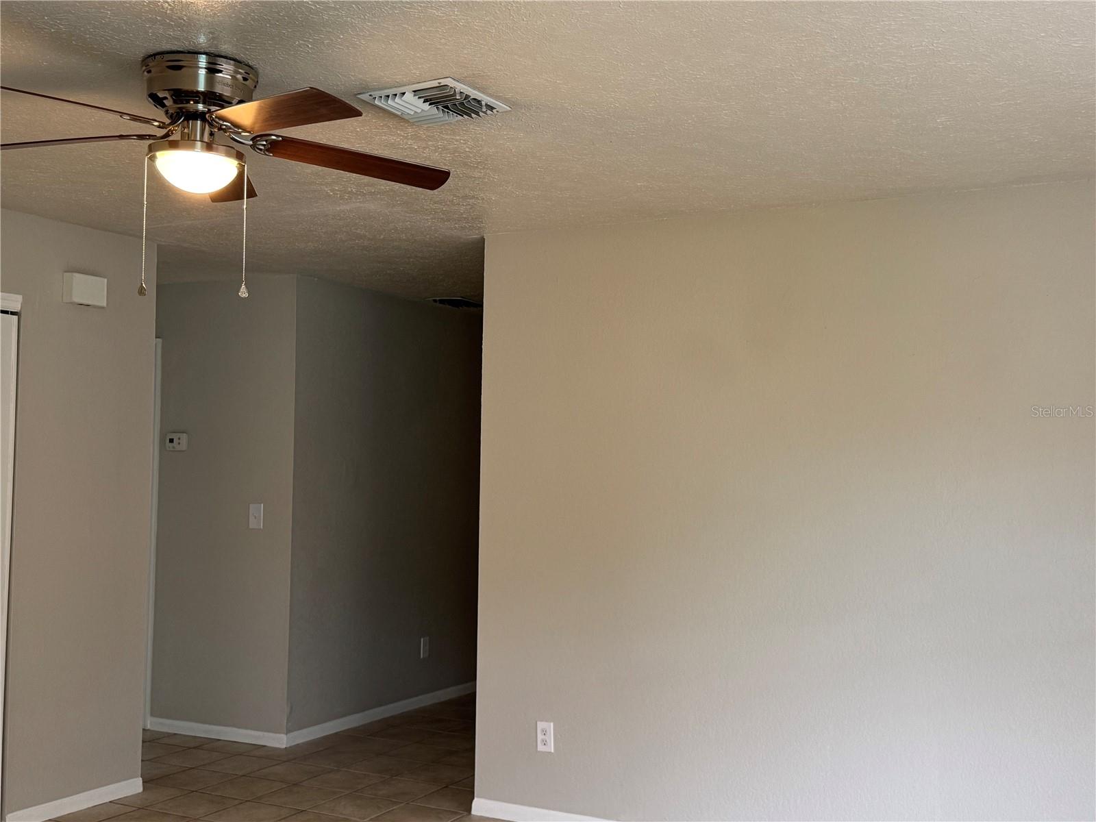 Image 4 of 24 For 5644 Silver Spur Drive