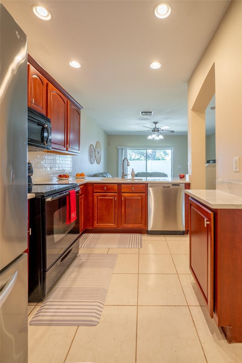 Image 5 of 19 For 12303 Foxmoor Peak Drive