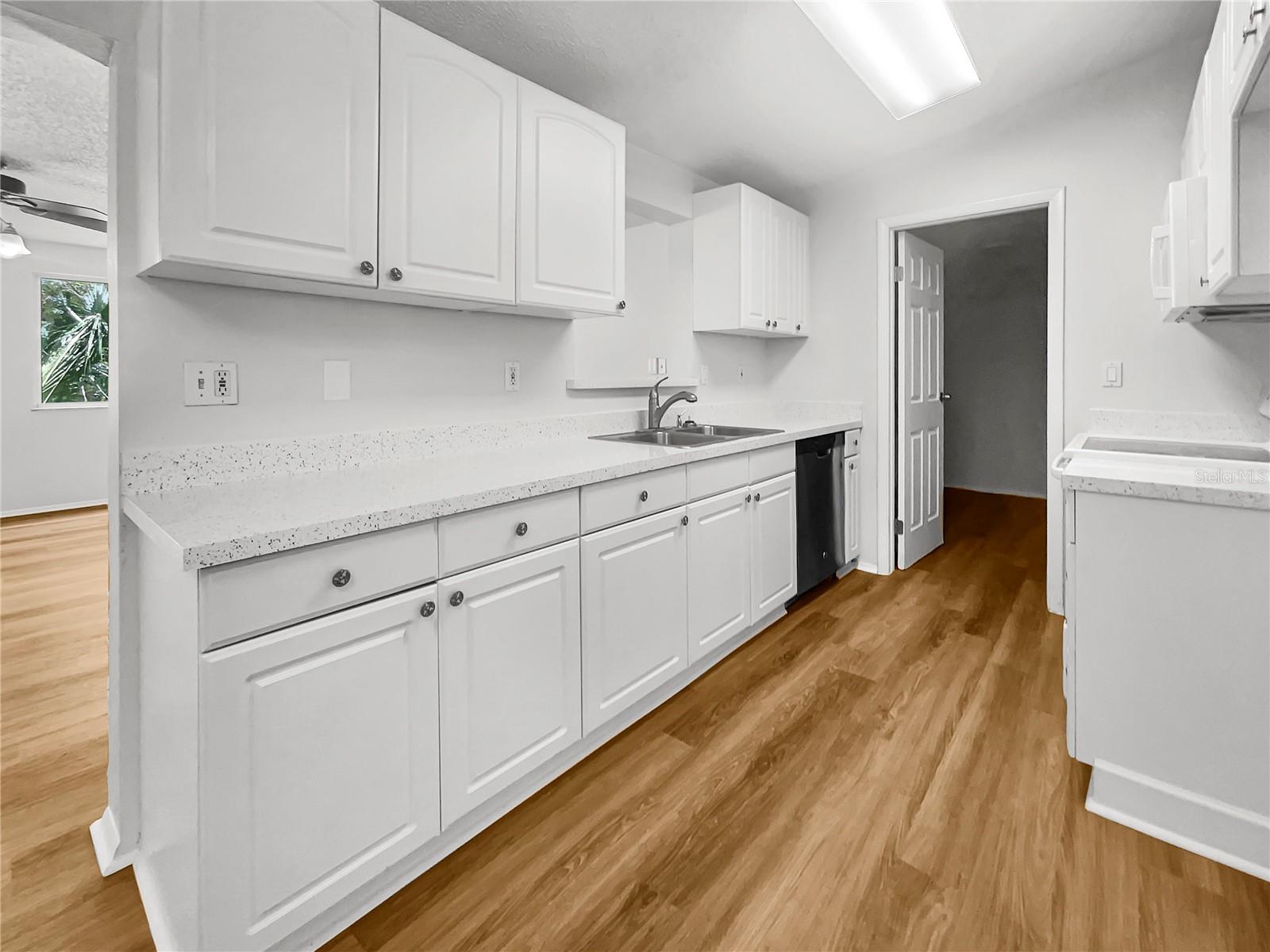 Image 6 of 20 For 2908 Lockwood Meadows Boulevard