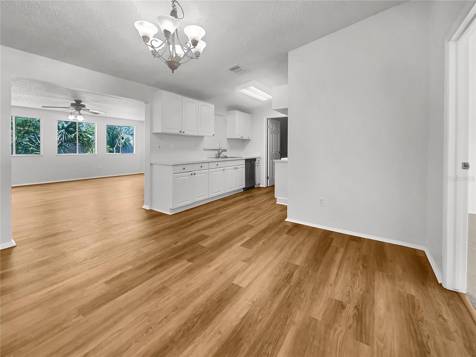 Image 9 of 20 For 2908 Lockwood Meadows Boulevard