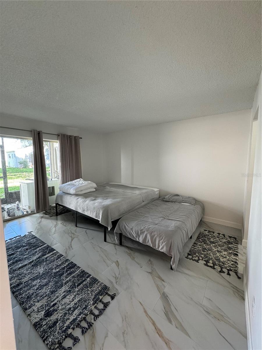Listing photo id 8 for 2625 State Road 590 1512