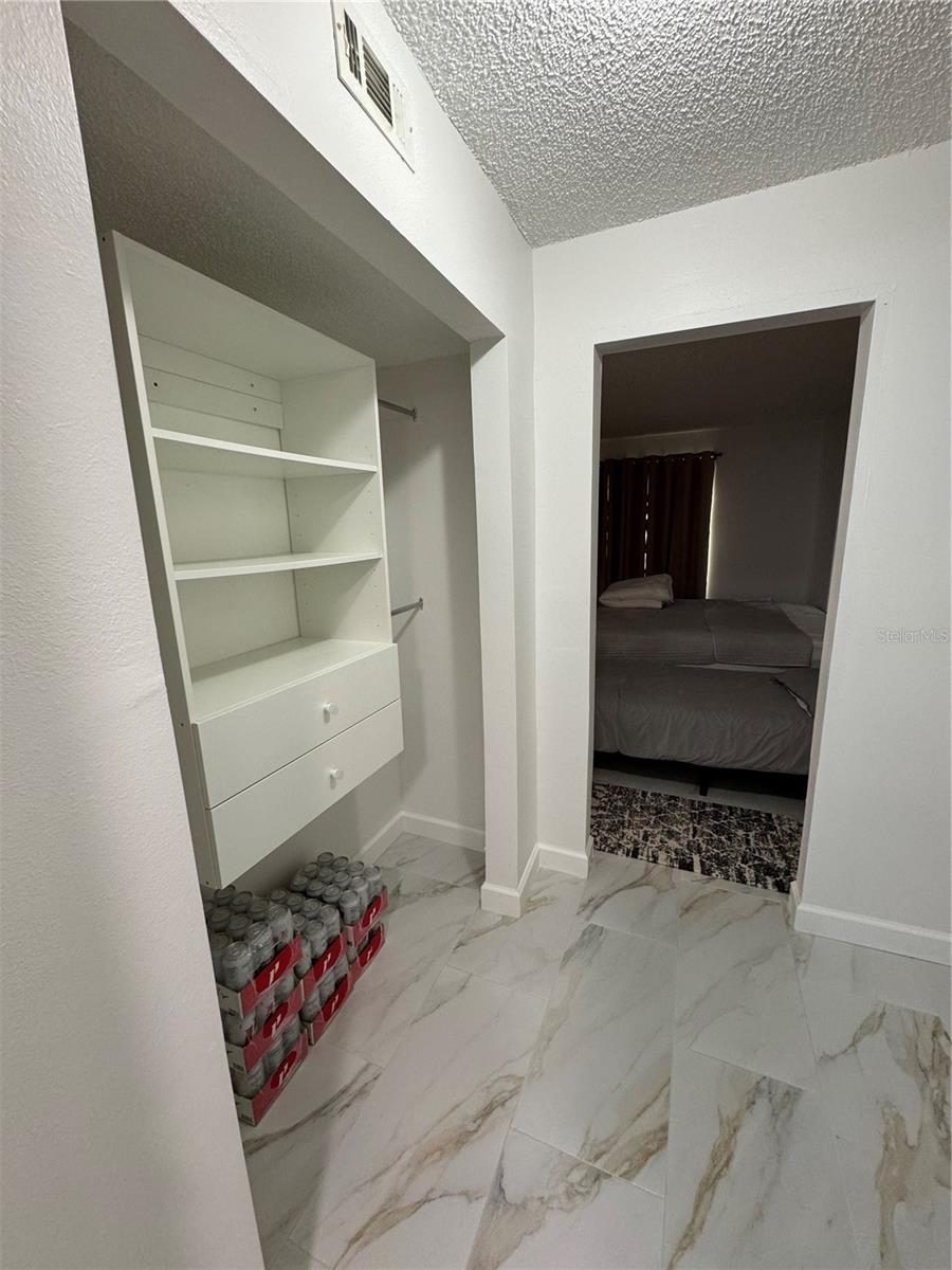 Listing photo id 10 for 2625 State Road 590 1512