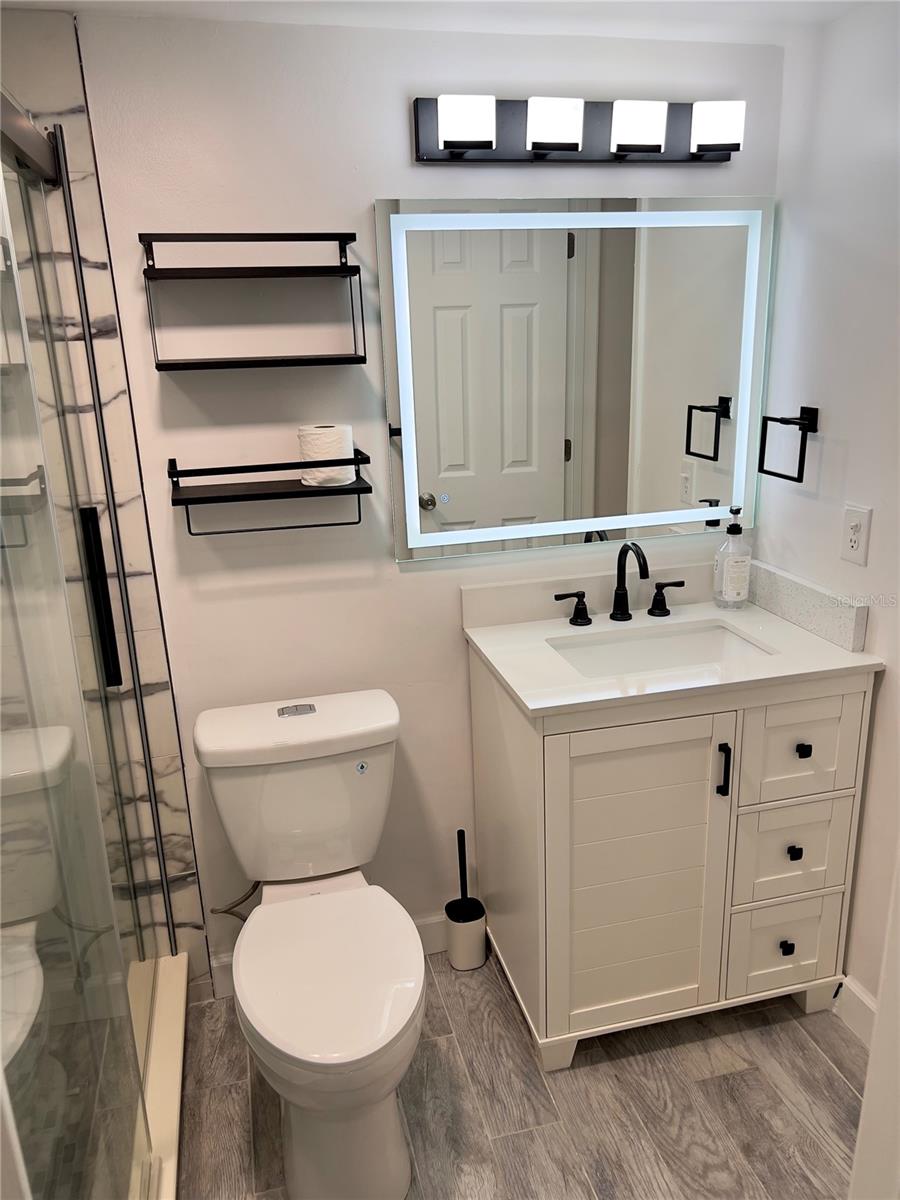 Listing photo id 7 for 2625 State Road 590 1512