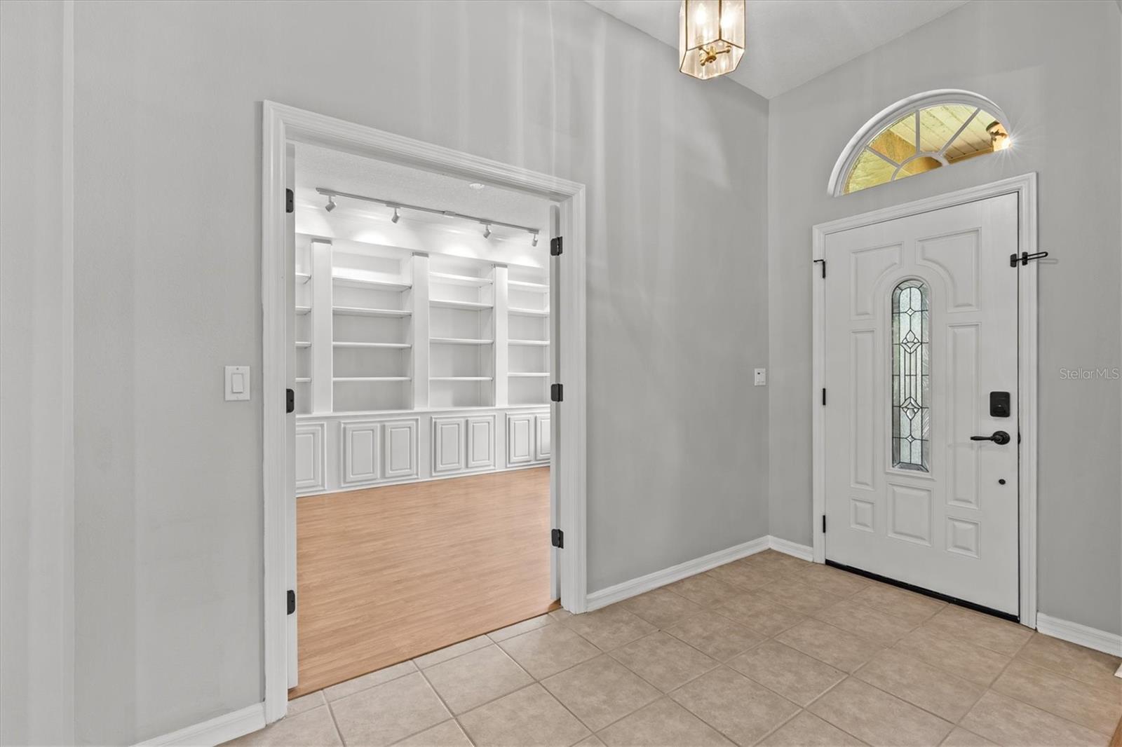 Listing photo id 10 for 2213 Mountain Meadow Way