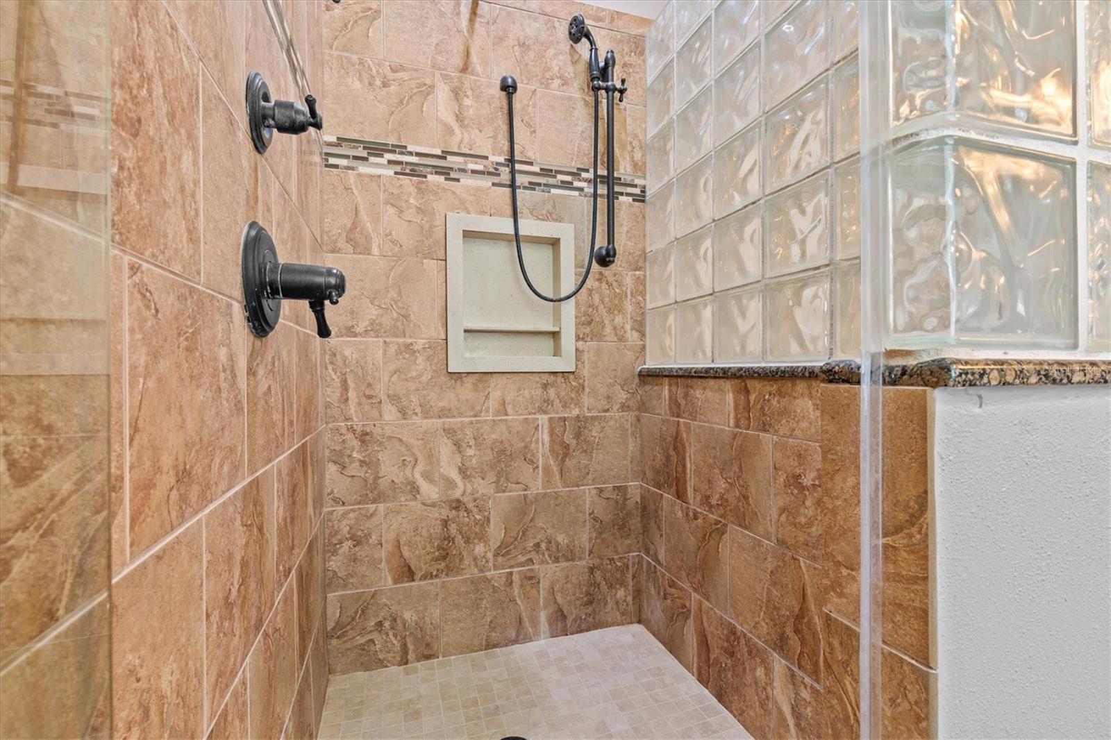 Listing photo id 30 for 2213 Mountain Meadow Way