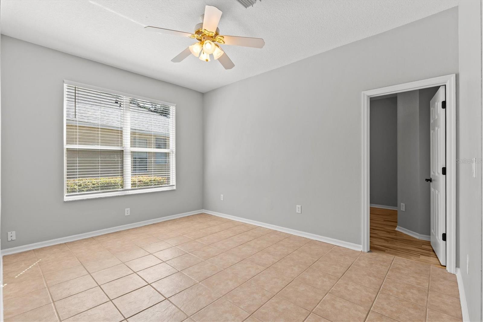 Listing photo id 34 for 2213 Mountain Meadow Way