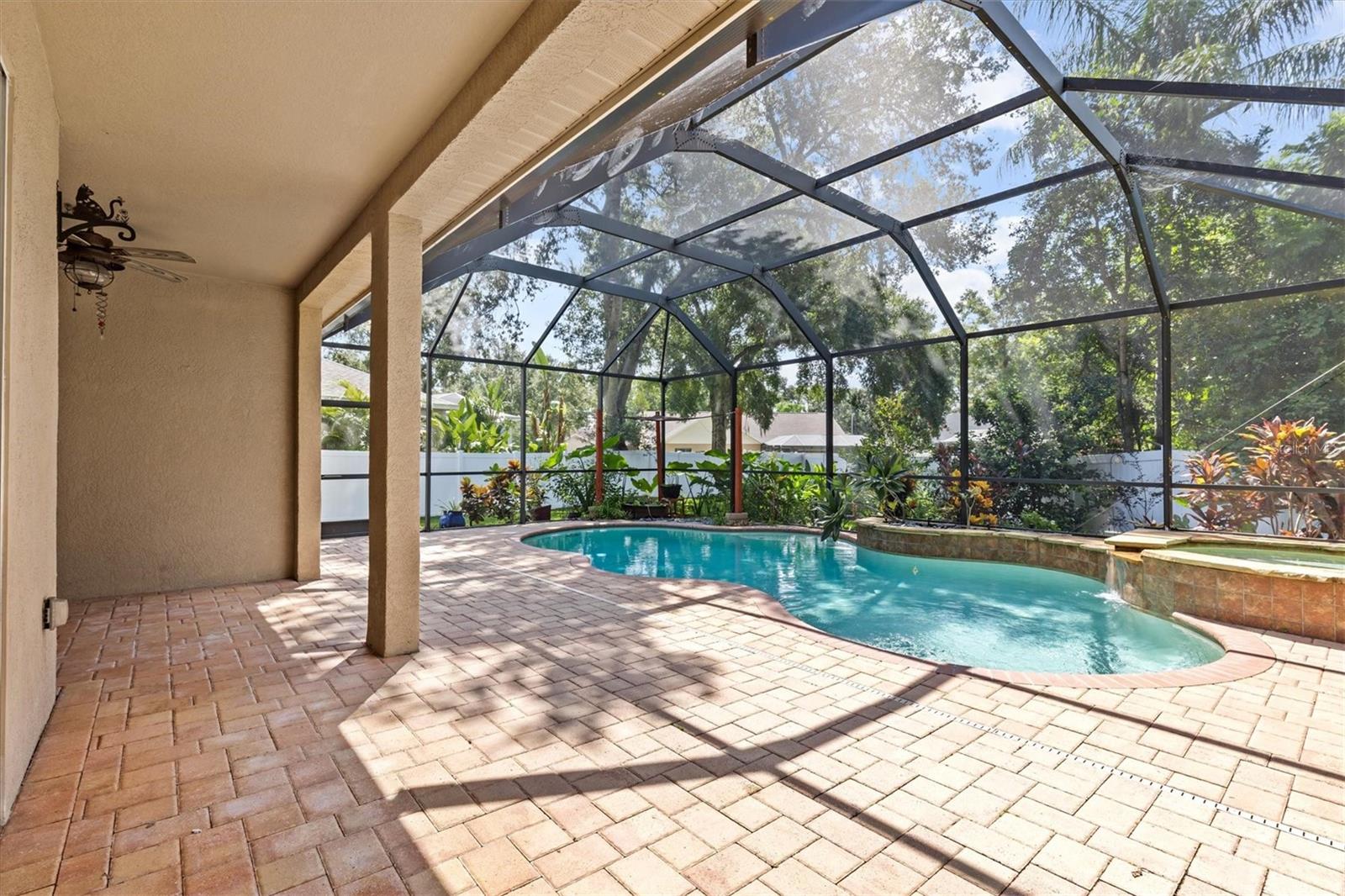 Listing photo id 44 for 2213 Mountain Meadow Way