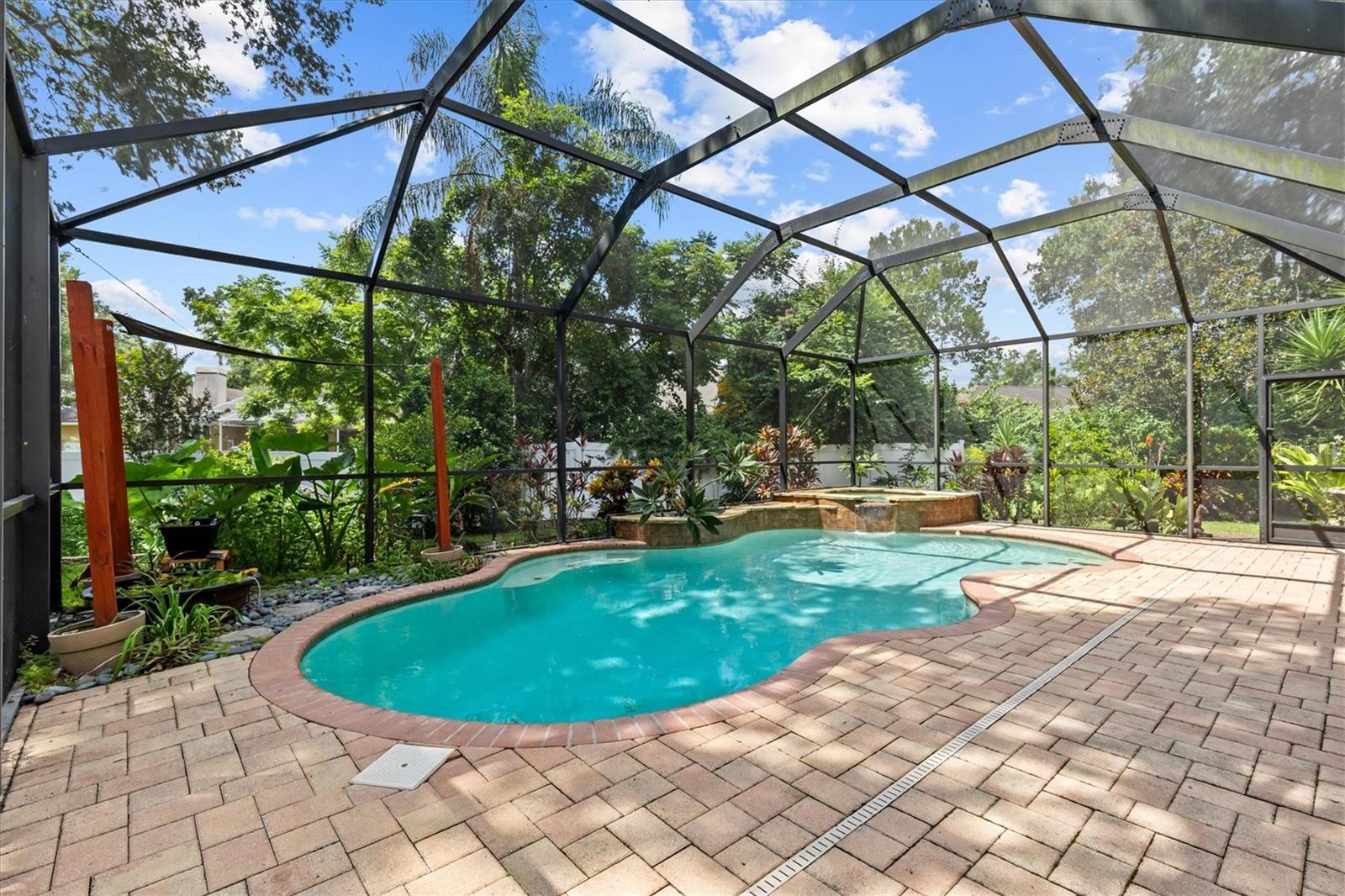 Listing photo id 45 for 2213 Mountain Meadow Way