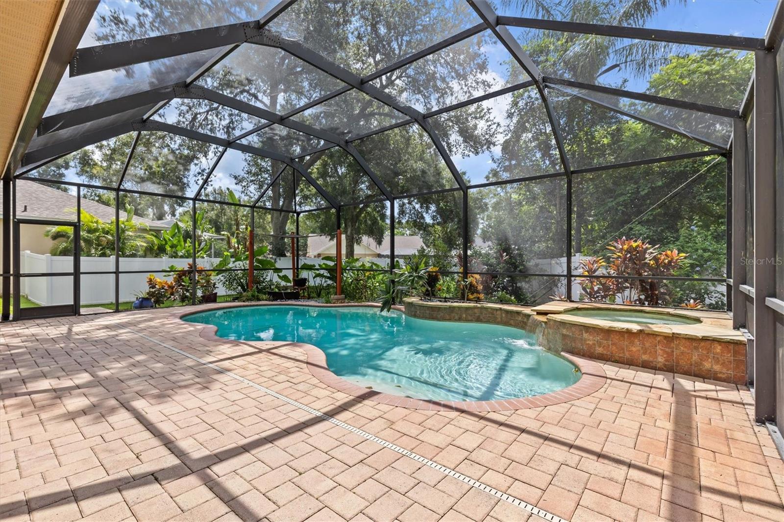 Listing photo id 46 for 2213 Mountain Meadow Way