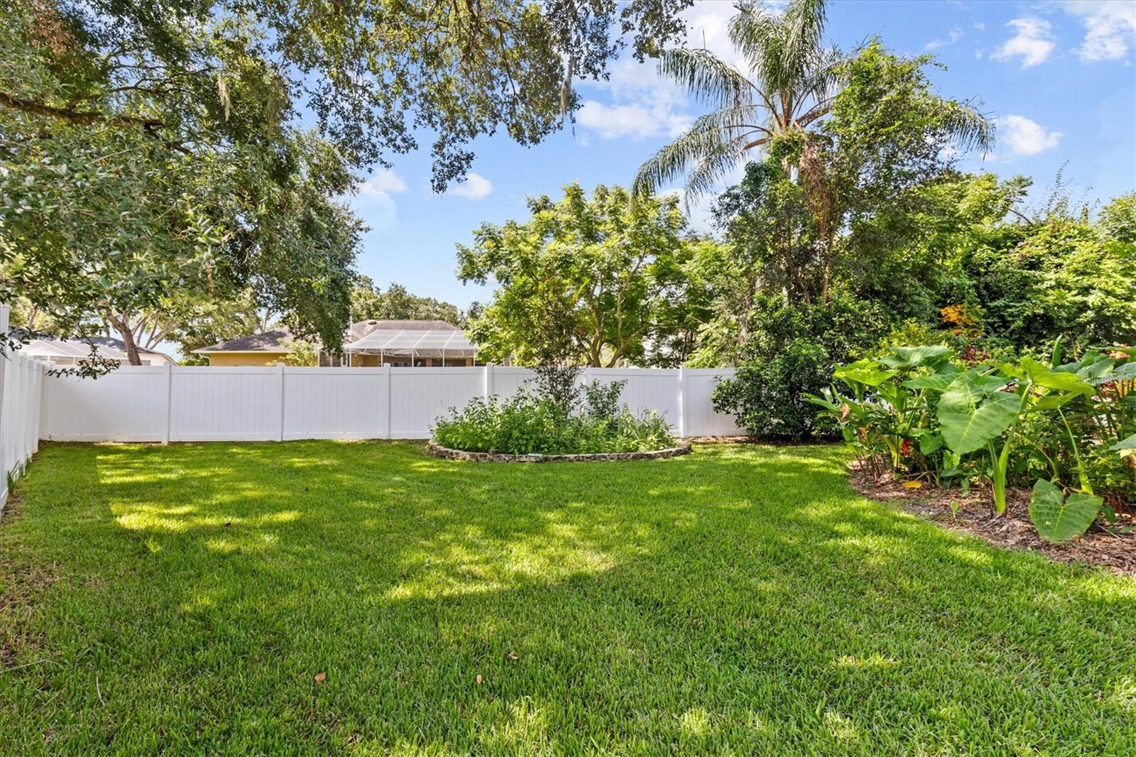 Listing photo id 5 for 2213 Mountain Meadow Way