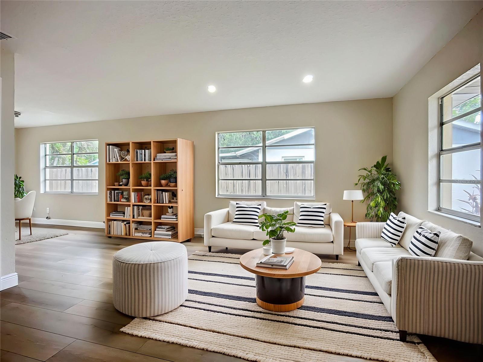Image 10 of 45 For 6511 3rd Avenue Ne