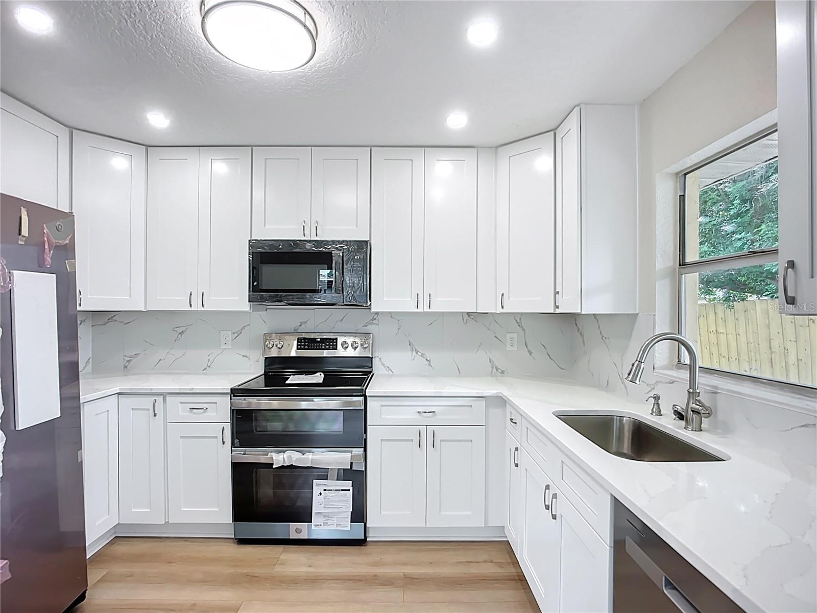 Image 19 of 45 For 6511 3rd Avenue Ne