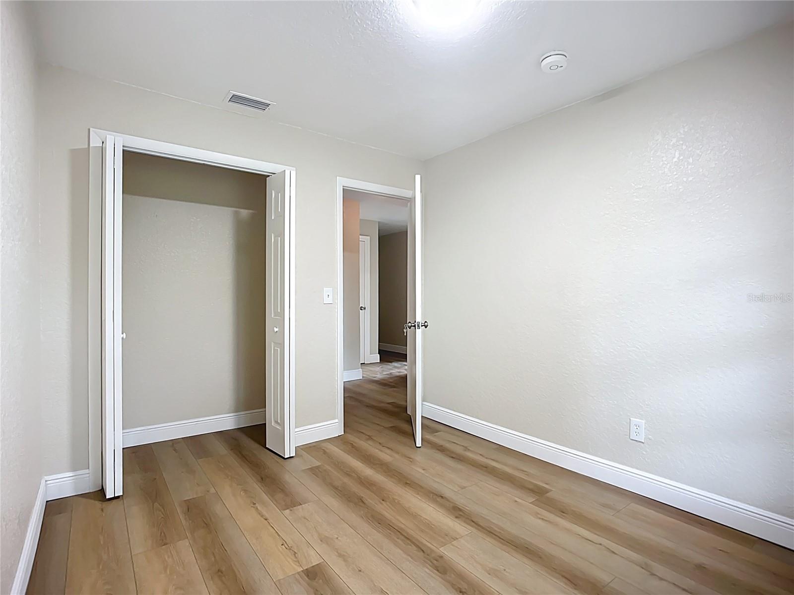Image 23 of 45 For 6511 3rd Avenue Ne