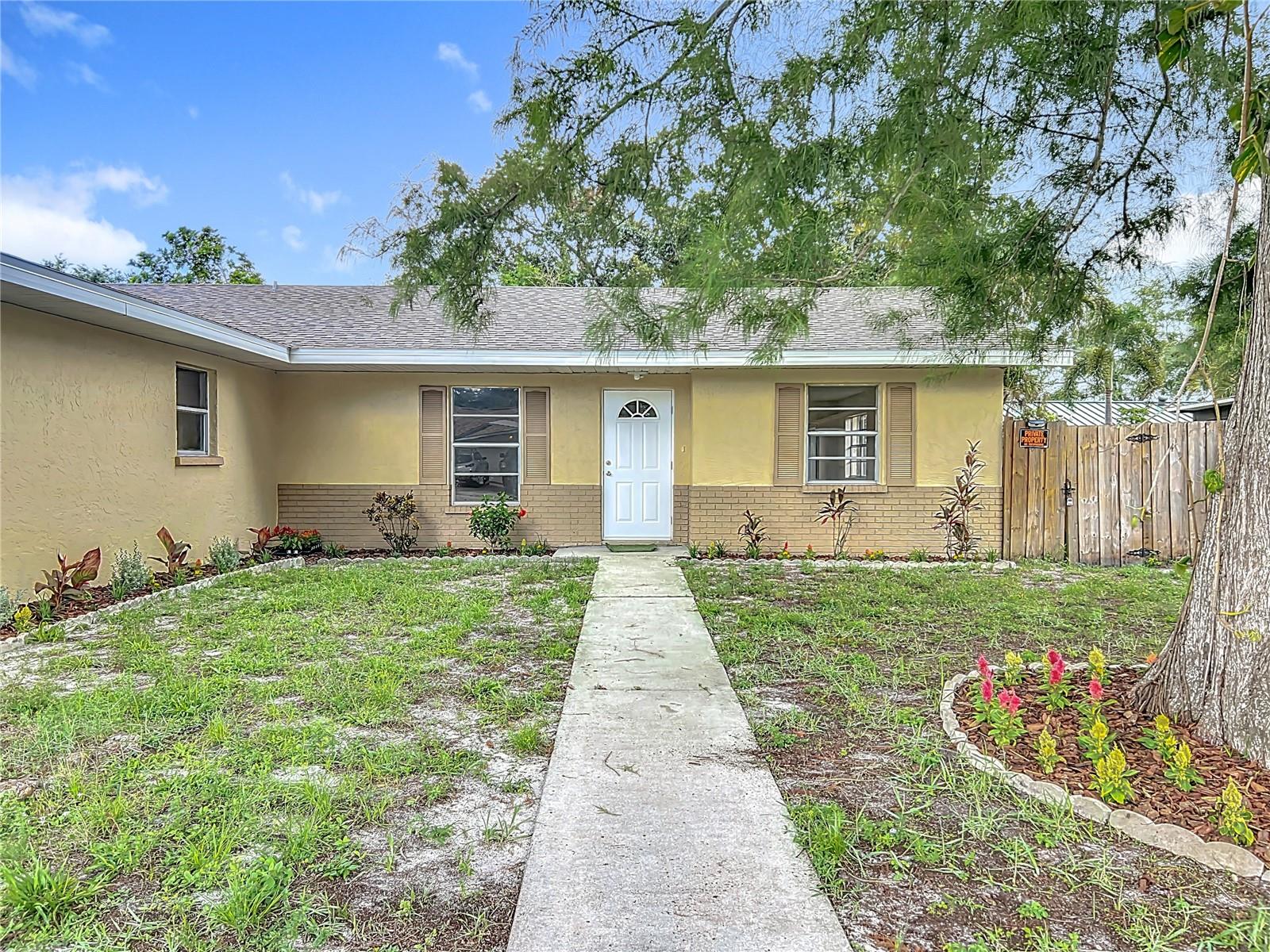 Image 3 of 45 For 6511 3rd Avenue Ne
