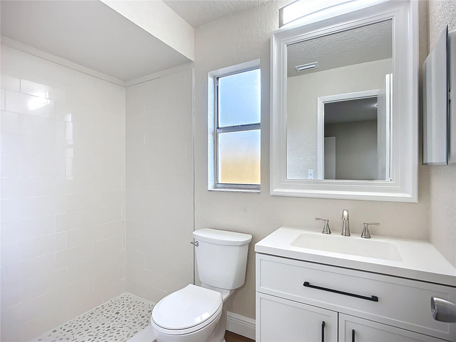 Image 31 of 45 For 6511 3rd Avenue Ne