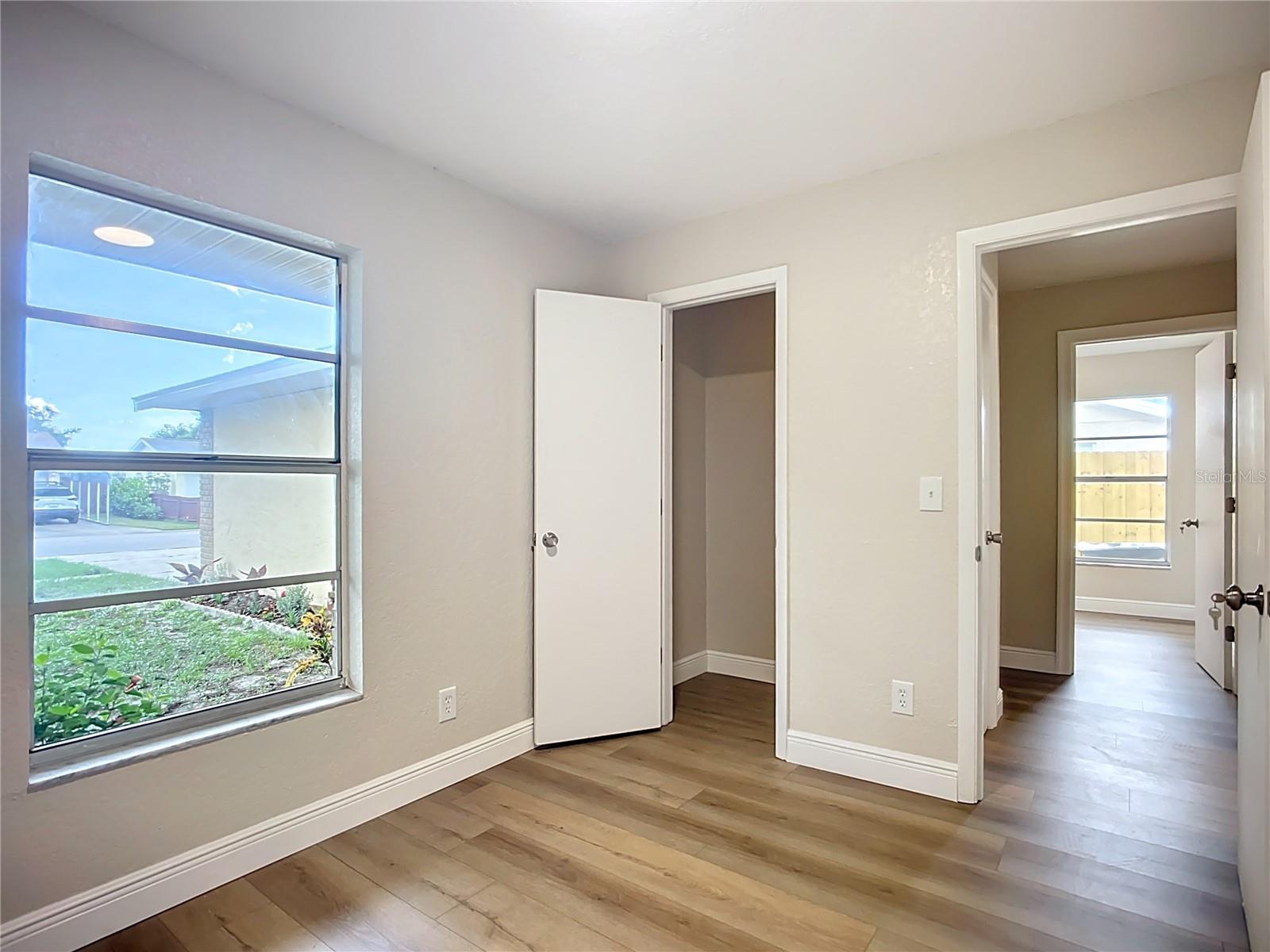 Image 33 of 45 For 6511 3rd Avenue Ne