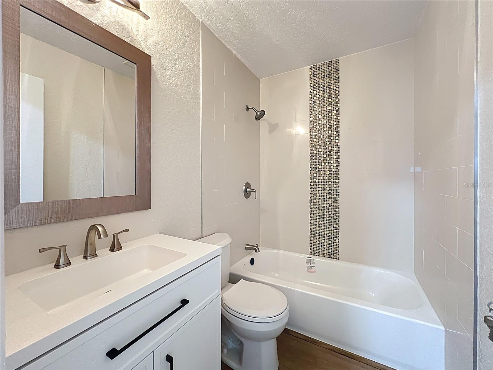 Image 36 of 45 For 6511 3rd Avenue Ne
