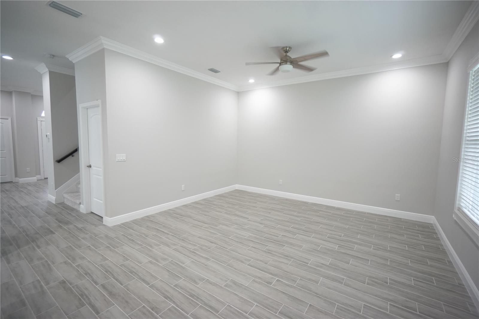 Image 13 of 16 For 3732 Elrod Avenue