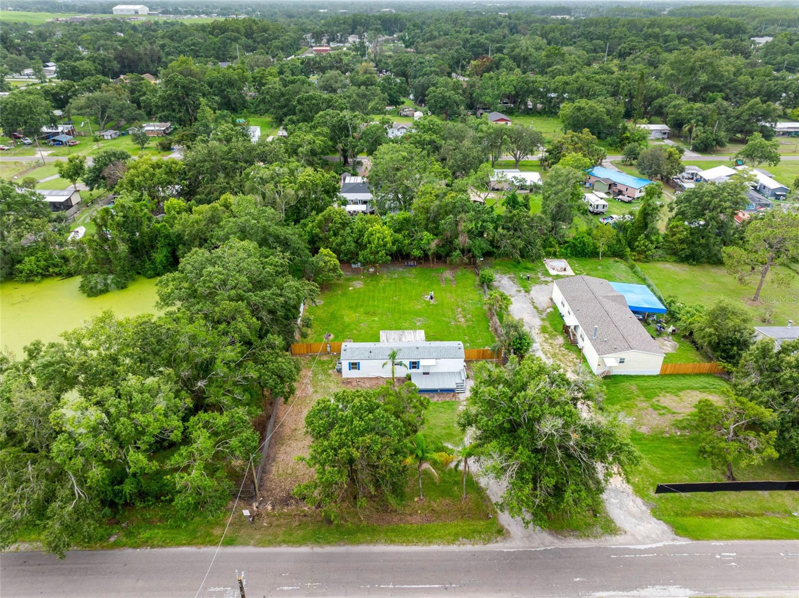 Listing photo id 35 for 8714 Meadowview Circle