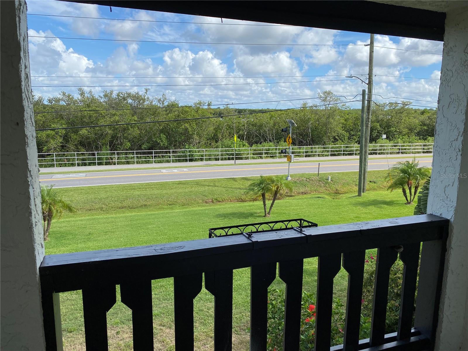 Image 10 of 19 For 320 Bayshore Boulevard 203
