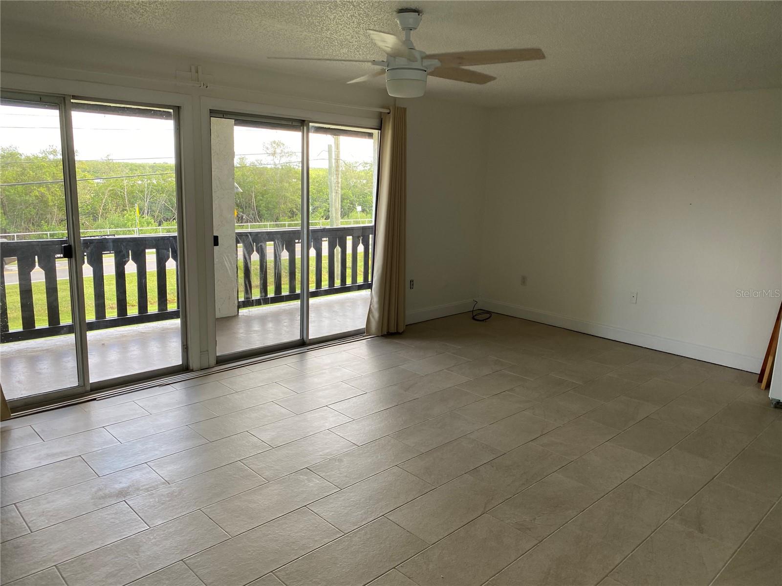 Image 5 of 19 For 320 Bayshore Boulevard 203