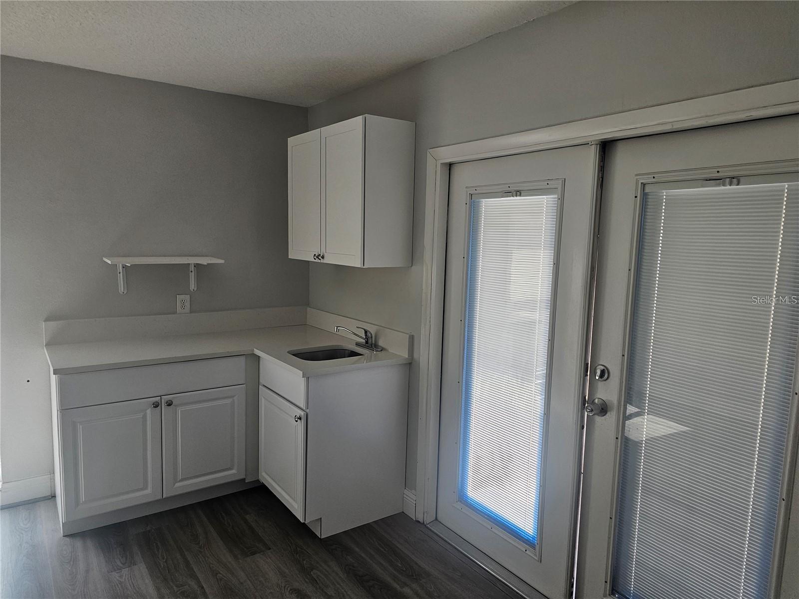 Image 16 of 24 For 4510 Clifton Street