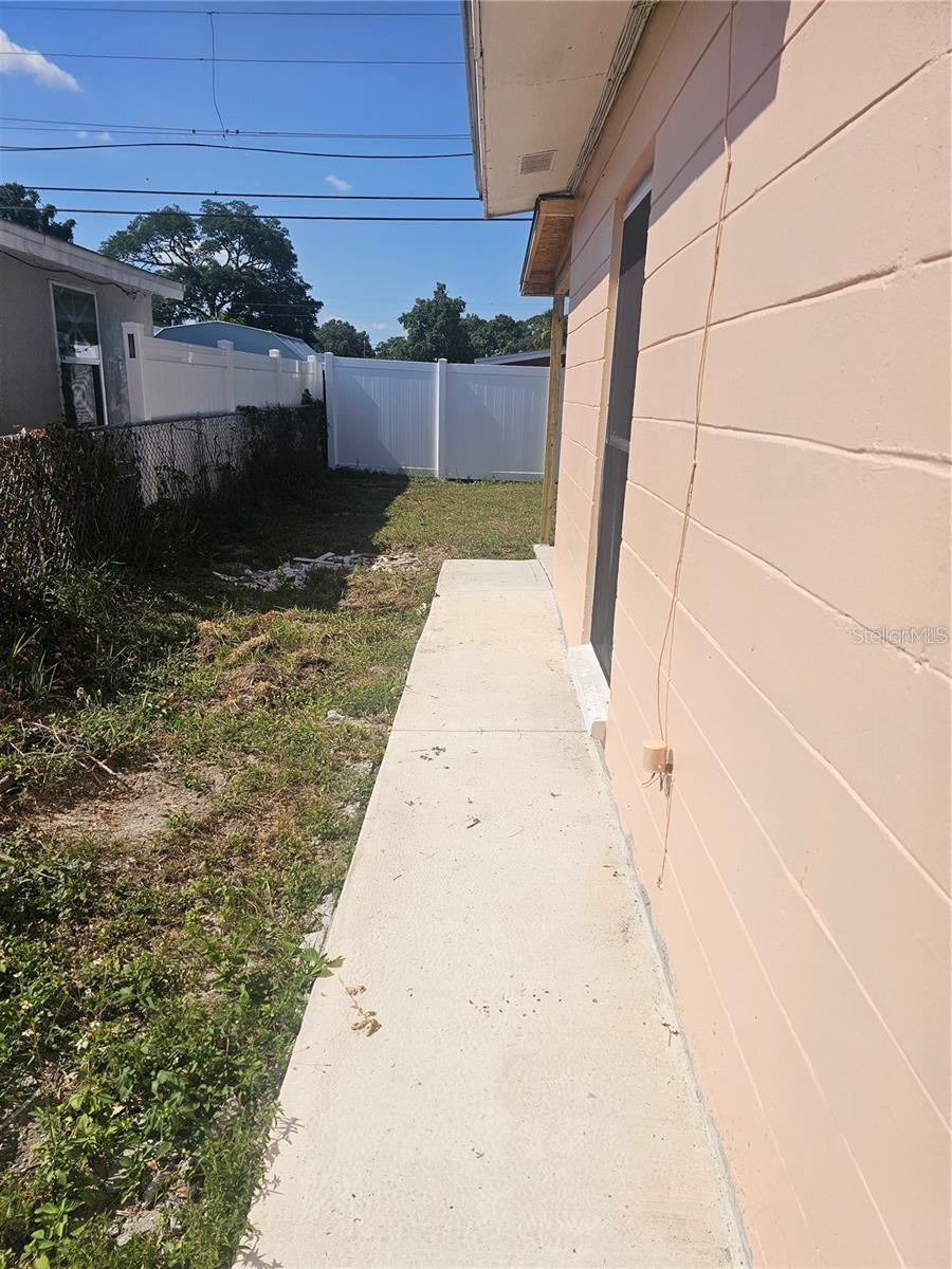 Image 23 of 24 For 4510 Clifton Street
