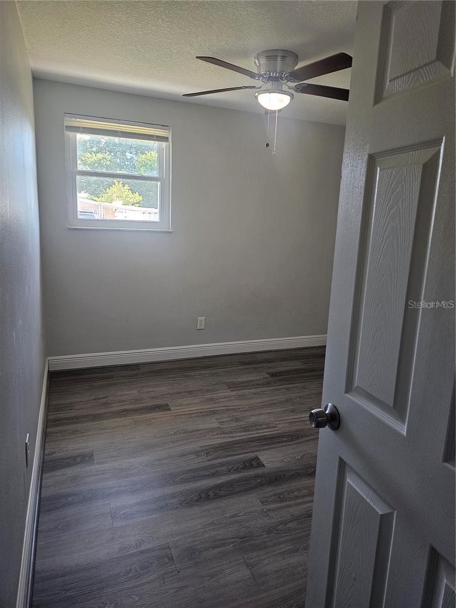 Image 9 of 24 For 4510 Clifton Street