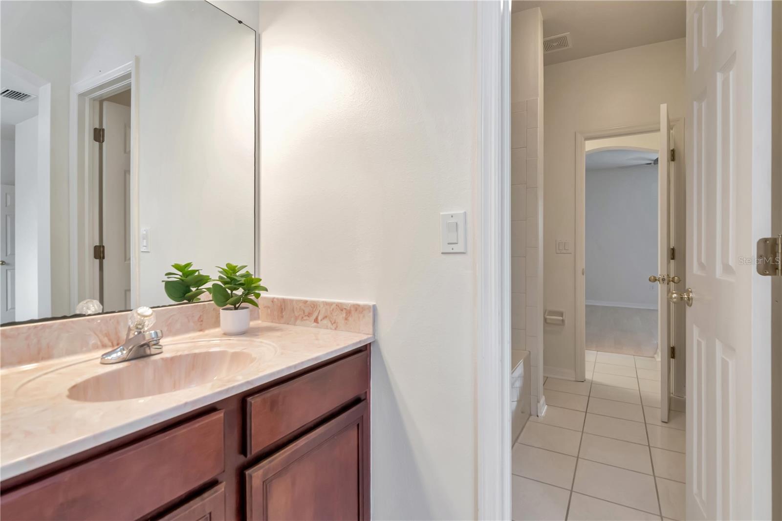 Listing photo id 27 for 16115 Colchester Palms Drive