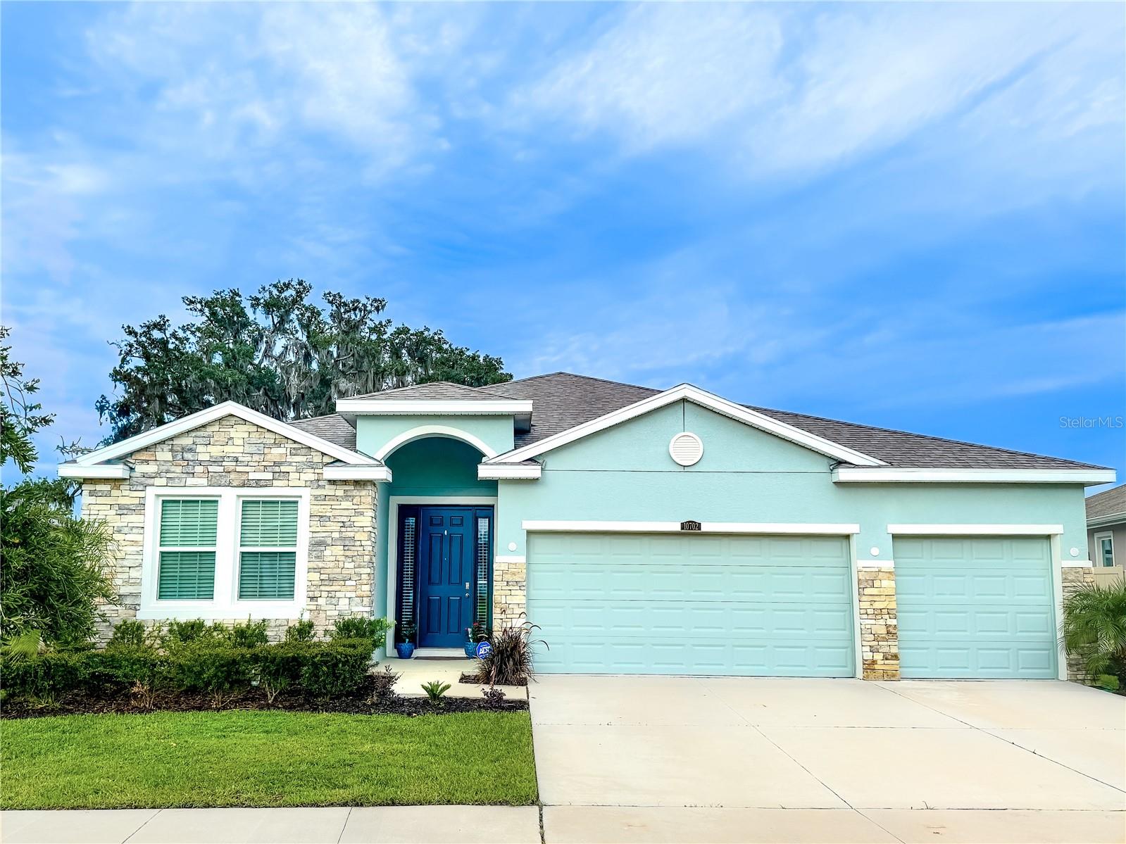 Details for 10702 Laxer Cay Loop, SAN ANTONIO, FL 33576
