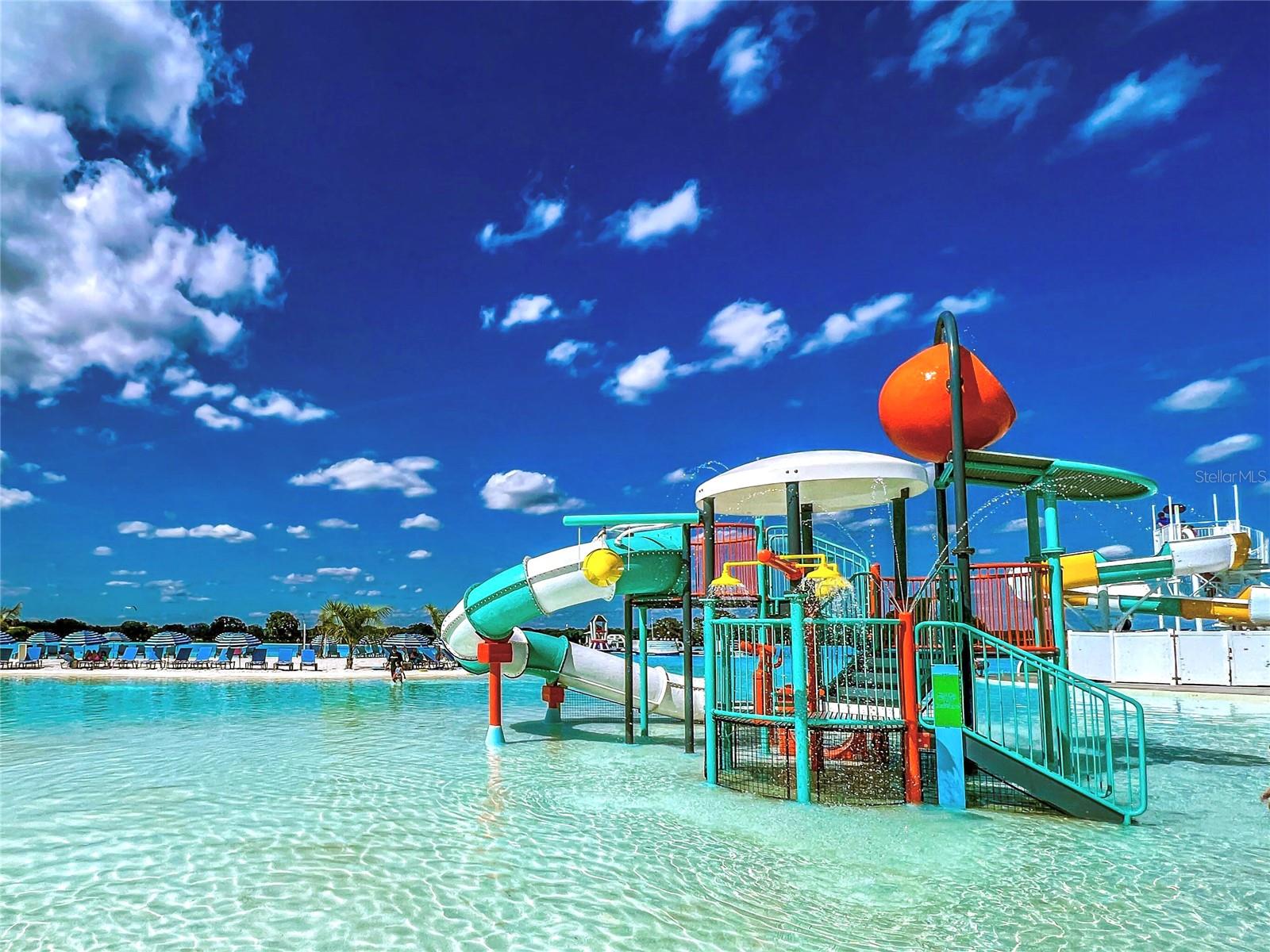 Listing photo id 7 for 10702 Laxer Cay Loop