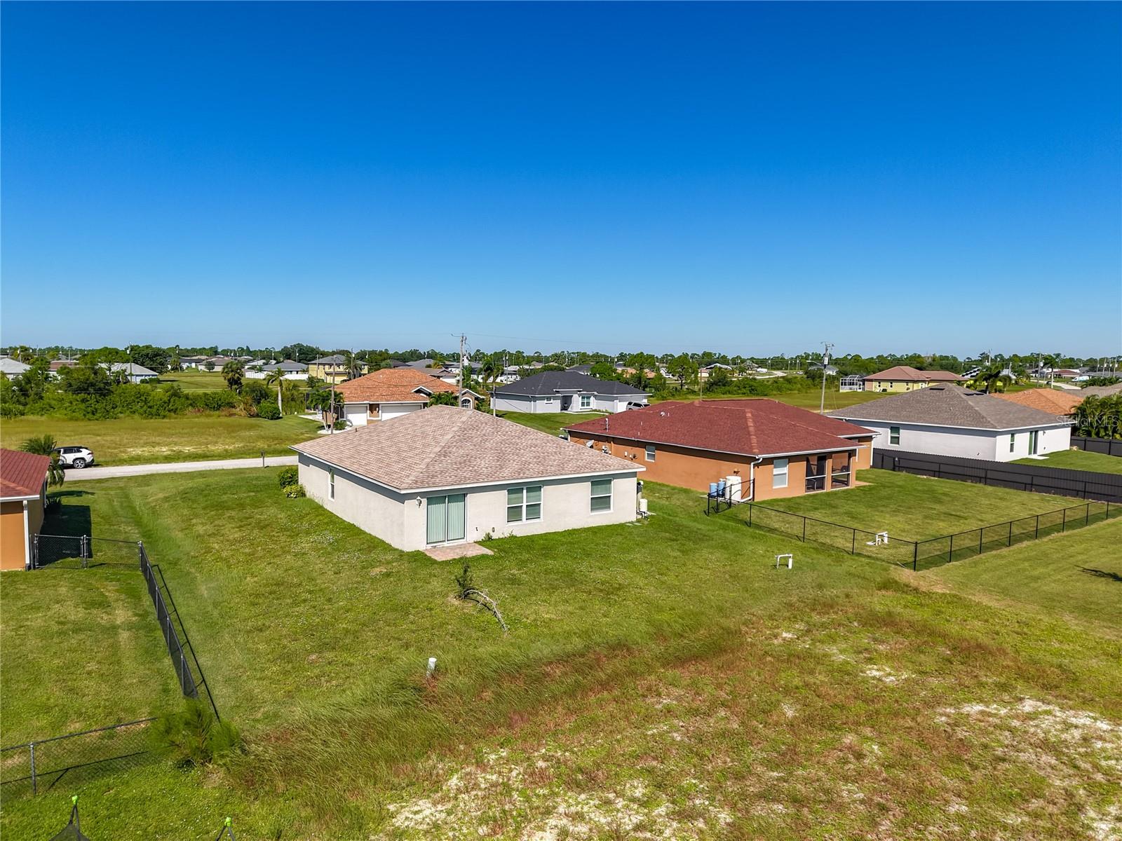 Image 34 of 42 For 2927 4th Place